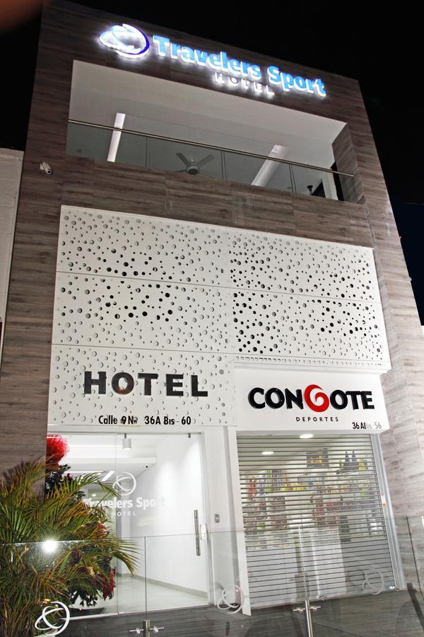 Hotel Travelers Sport Cali Esterno foto
